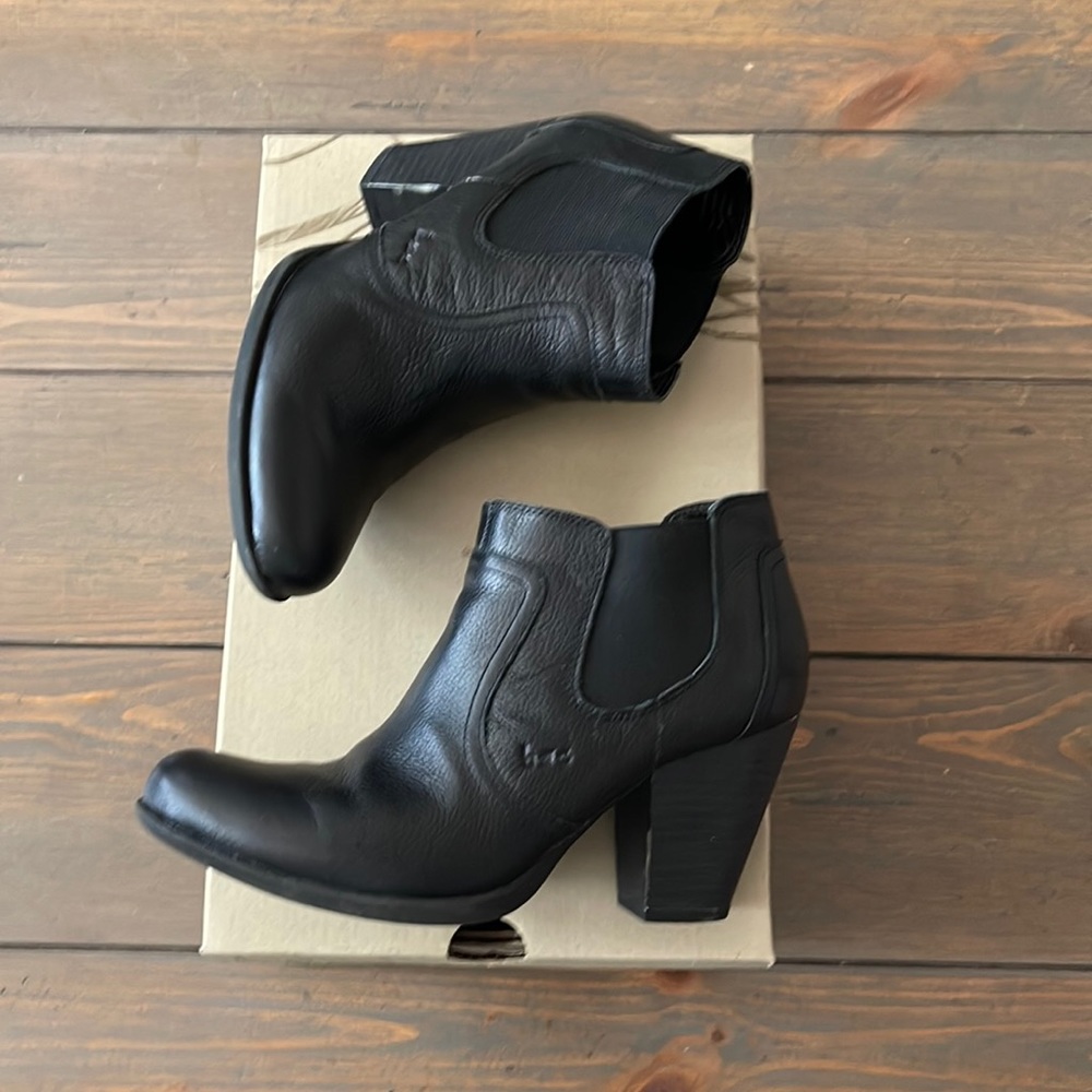 Born On Concept Harper Booties in Black 7.5 M/W